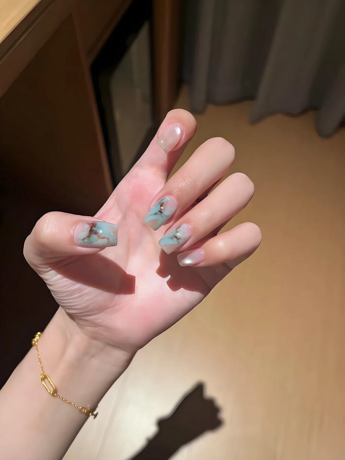 Nail vân đá loang đơn giản