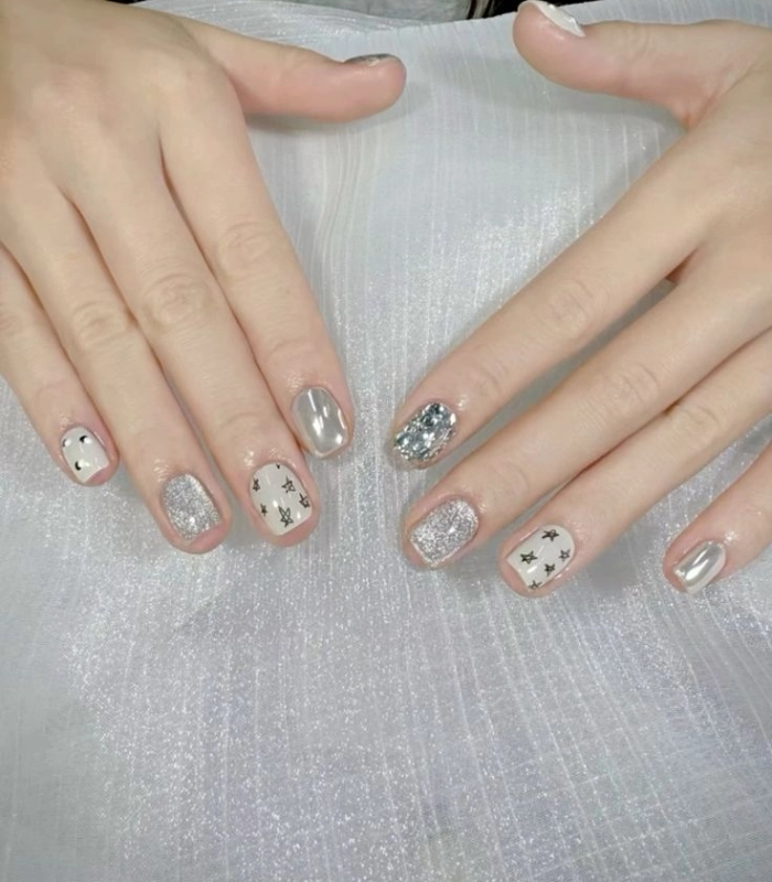 Nail xinh cho học sinh lớp 7