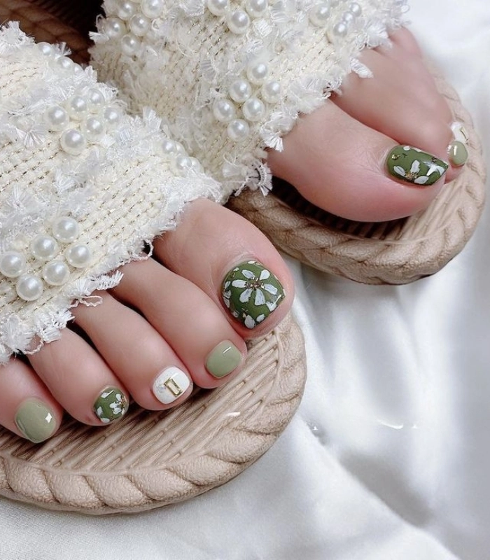 Những bộ móng chân đơn giản mà đẹp
