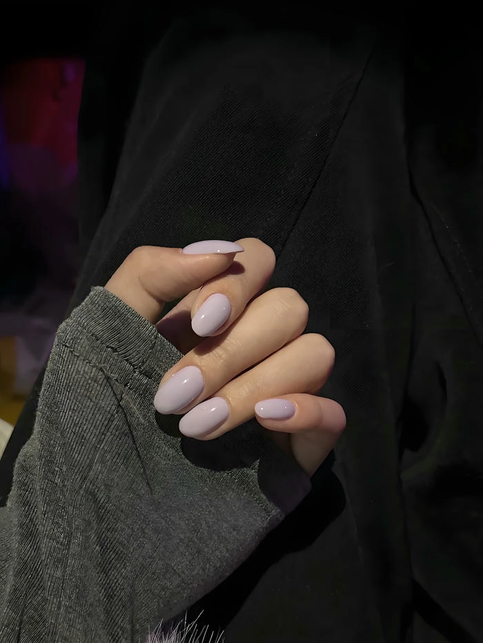 Thiết kế nail tím pastel dễ thương