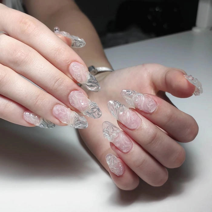 ảnh mẫu móng tay trong suốt đẹp