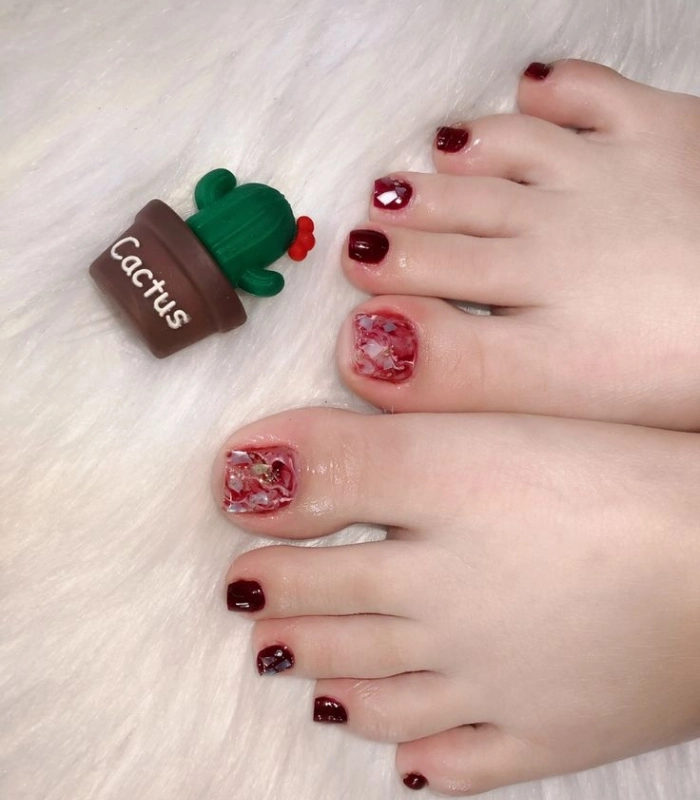 ảnh mẫu nail chân xà cừ tinh tế