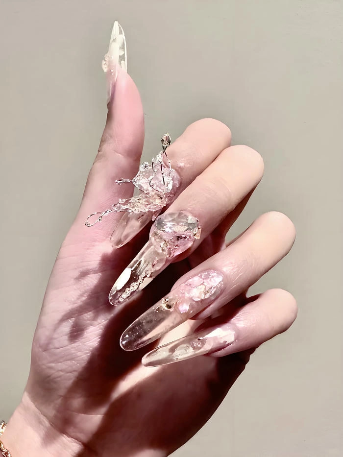 ảnh nail độc lạ đẹp