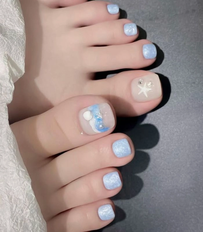 mẫu móng chân màu xanh dương nhạt siêu xinh