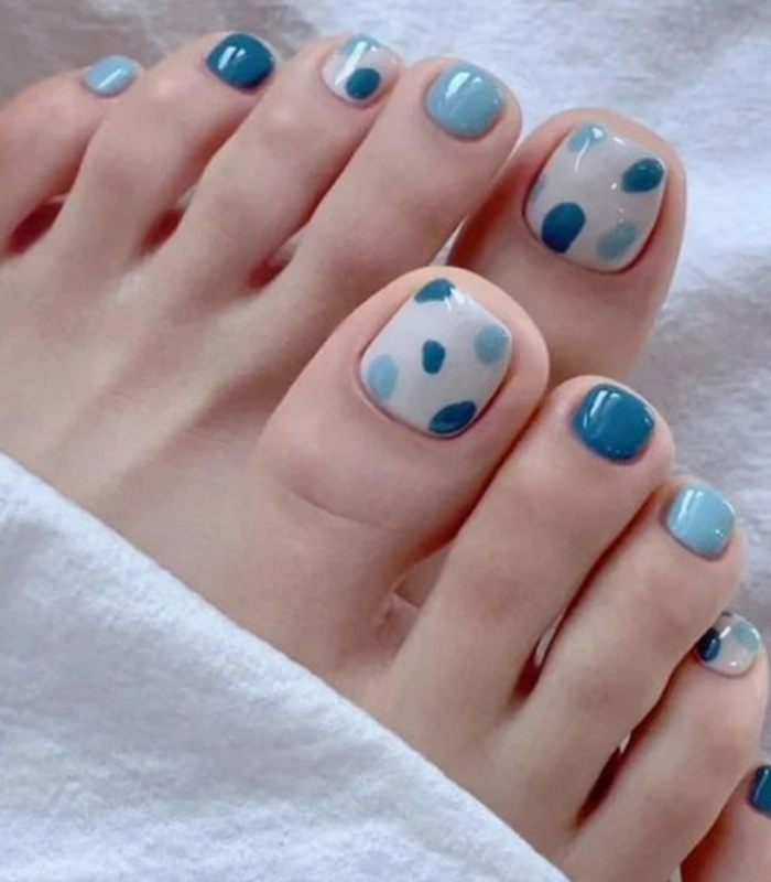 mẫu móng chân sáng da đẹp nhất