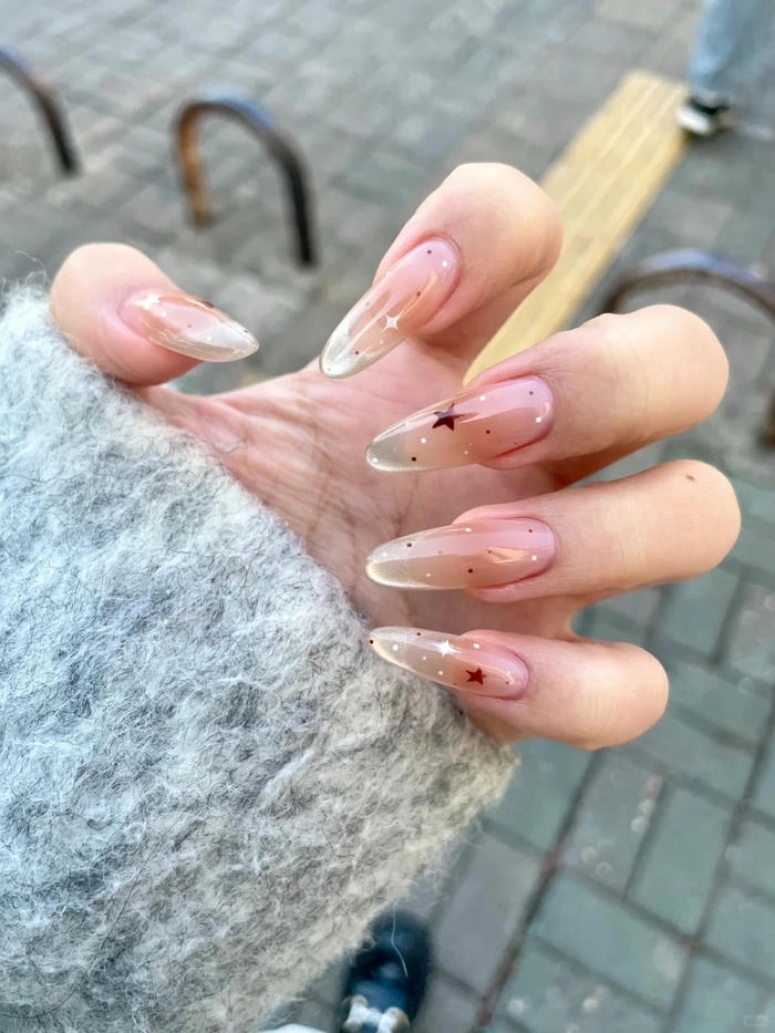 mẫu móng dài đơn giản