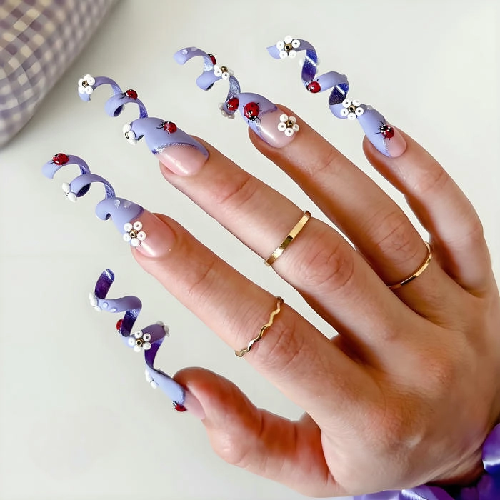 mẫu móng độc lạ nhất