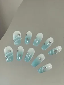 mẫu móng màu xanh ngọc đẹp nhất