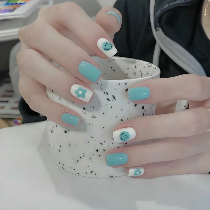 mẫu móng tay màu pastel