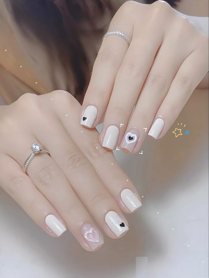 mẫu móng tay ngắn sơn màu trắng cute