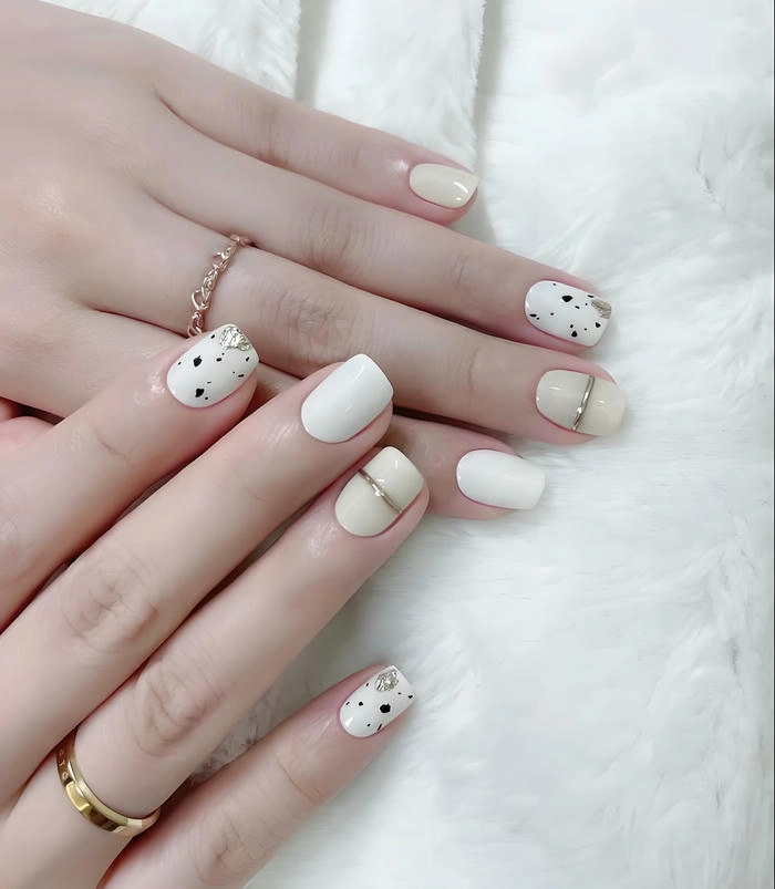 mẫu móng tay ngắn sơn màu trắng