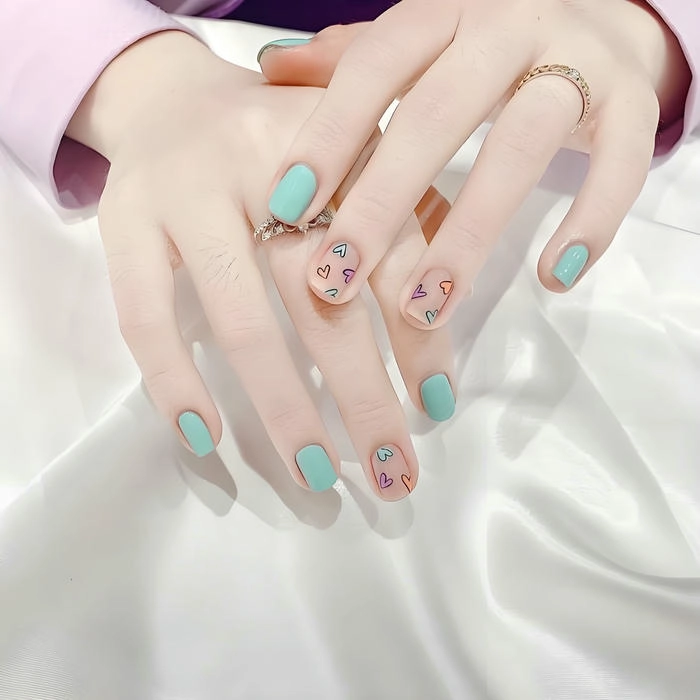 mẫu móng tay pastel đơn giản