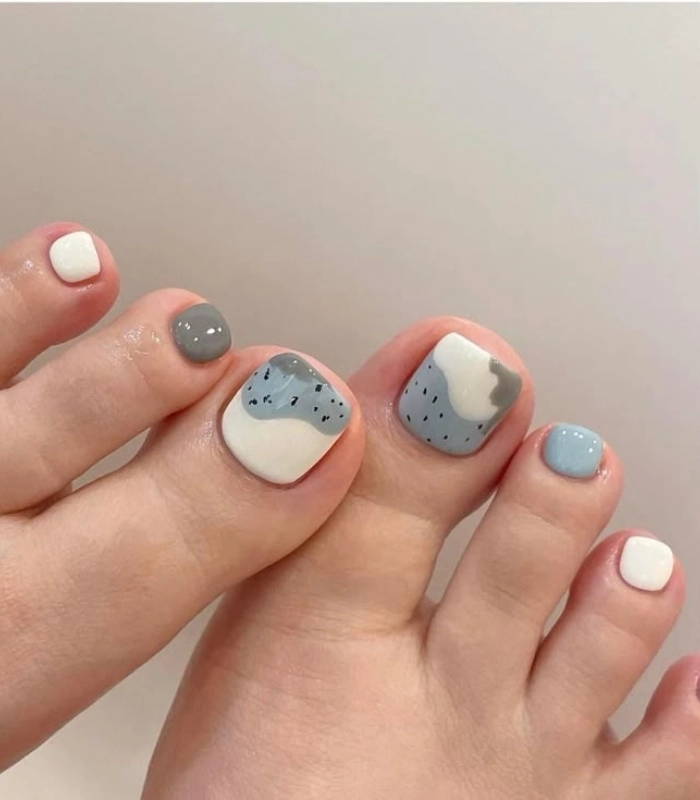 mẫu nail chân cute siêu đơn giản
