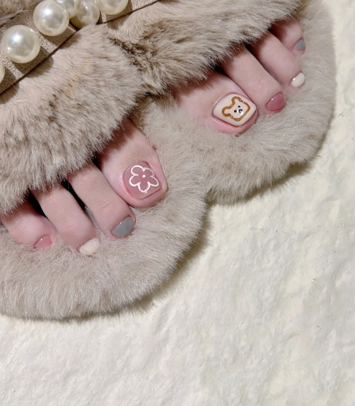 mẫu nail chân gấu