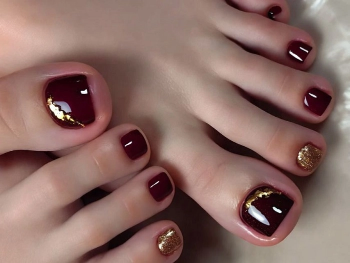 mẫu nail chân màu đỏ đô đẹp nhất