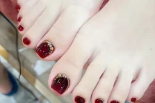 Gợi ý 226+ mẫu nail chân màu đỏ rượu sang xịn hết nước chấm