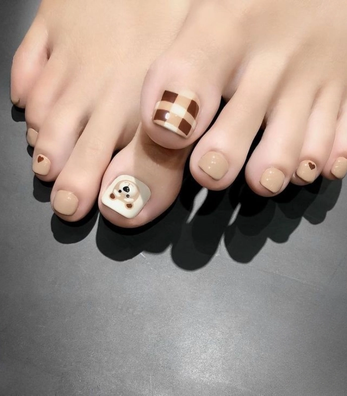 mẫu nail chân sáng da nhẹ nhàng