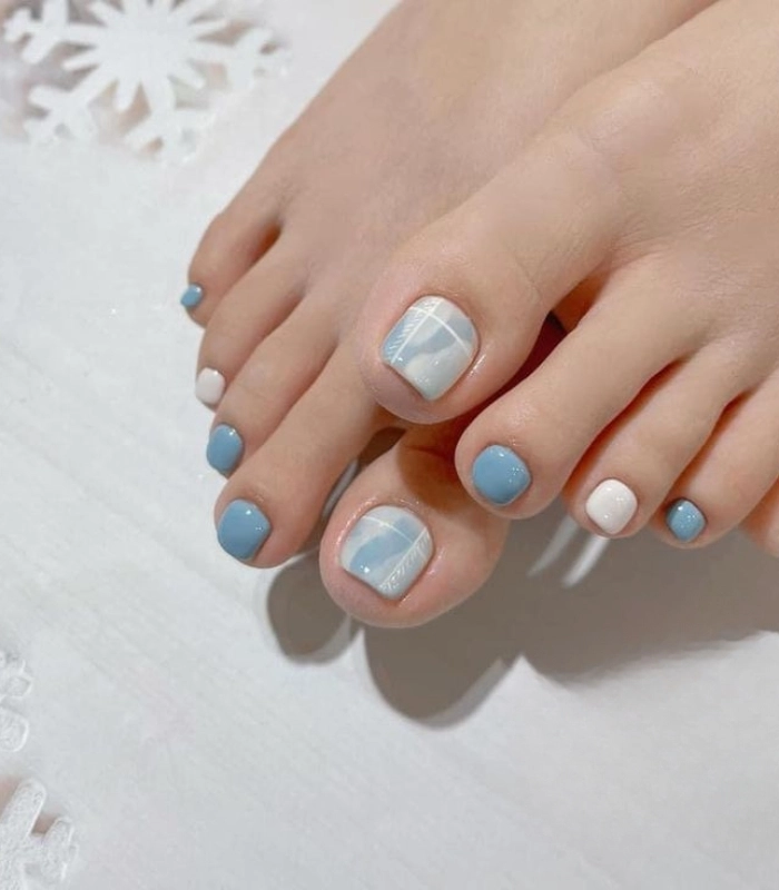 mẫu nail chân sáng da thanh lịch