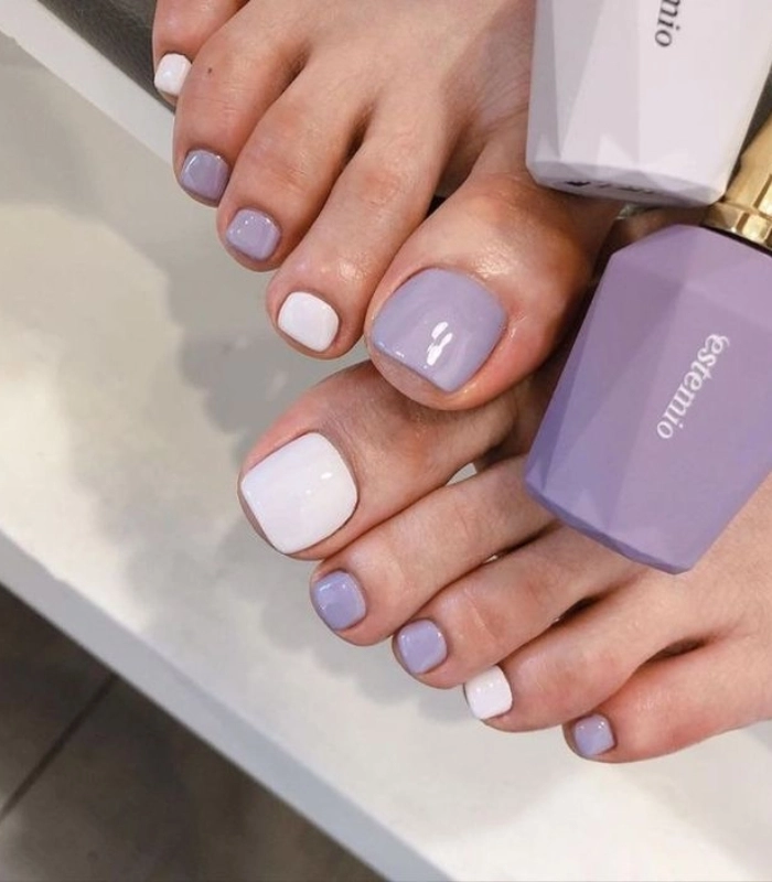 mẫu nail chân sơn trơn đơn giản