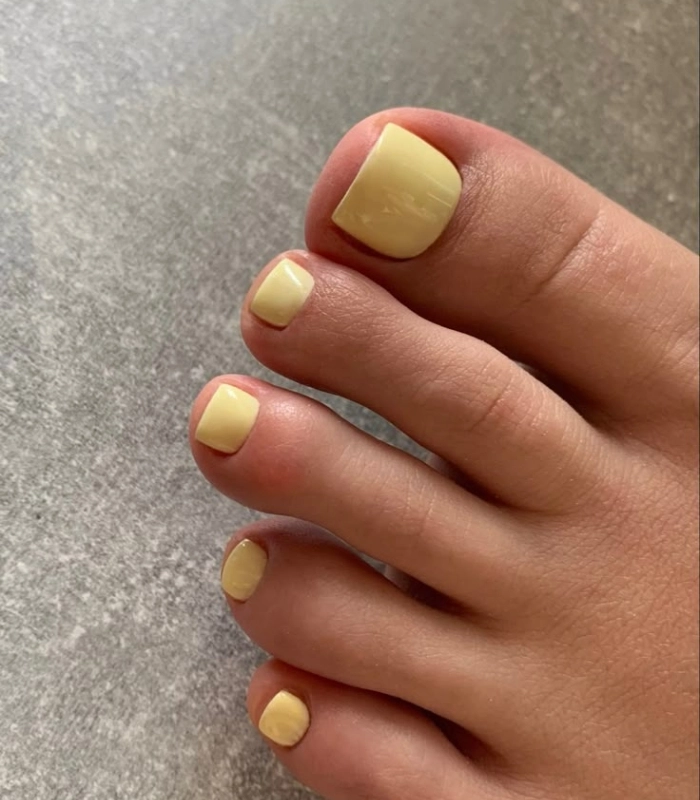mẫu nail chân sơn trơn siêu đẹp