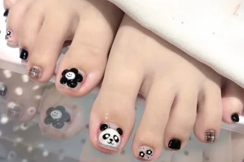 133+ mẫu nail chân hình gấu cute cực trendy cho nàng