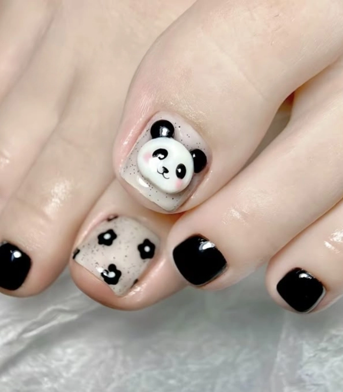 mẫu nail chân vẽ gấu đẹp