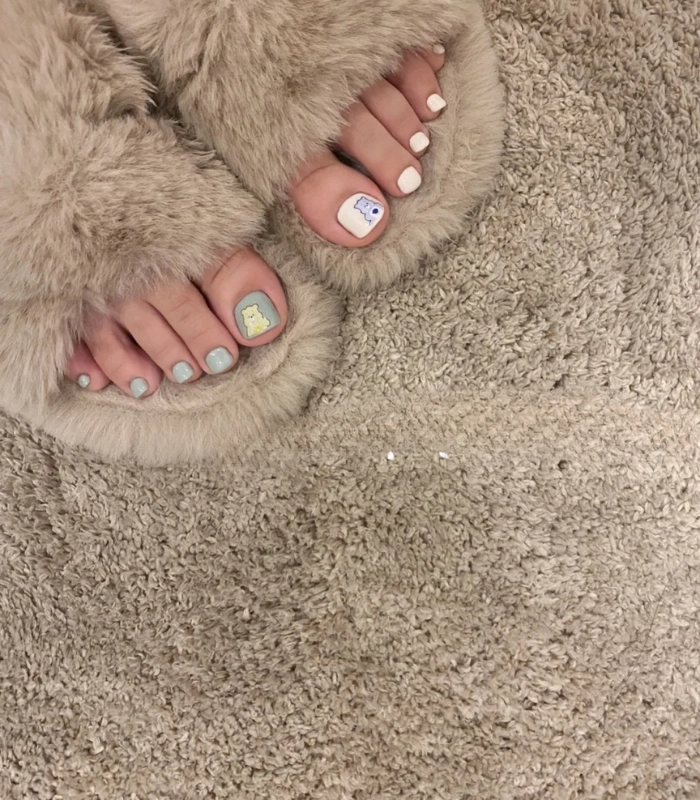mẫu nail chân vẽ gấu xinh nhất