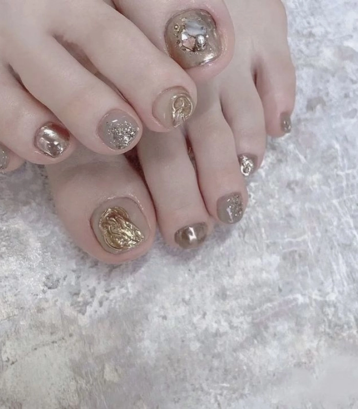 mẫu nail chân xà cừ tinh tế