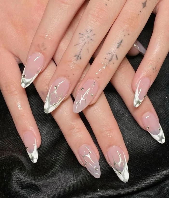 mẫu nail đầu móng trắng siêu xinh