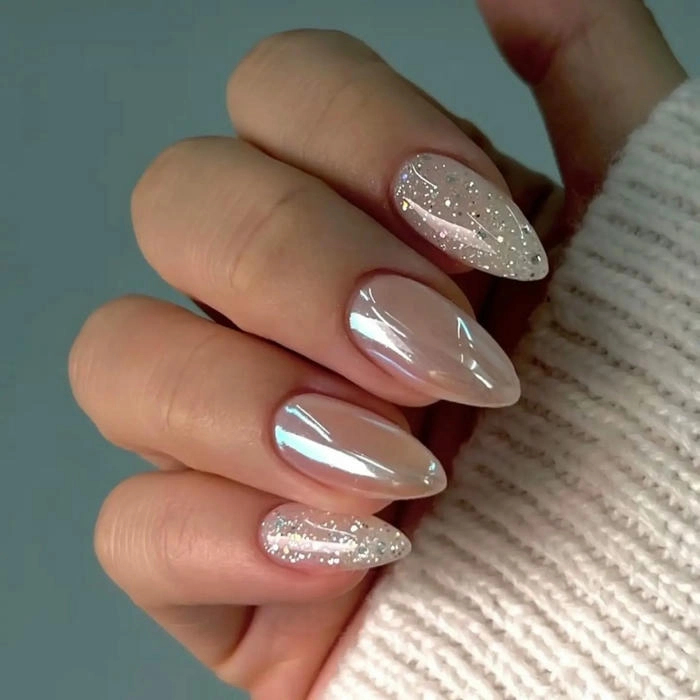mẫu nail kim tuyến dịu dàng