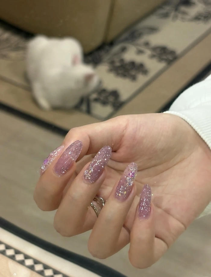 mẫu nail kim tuyến màu tím