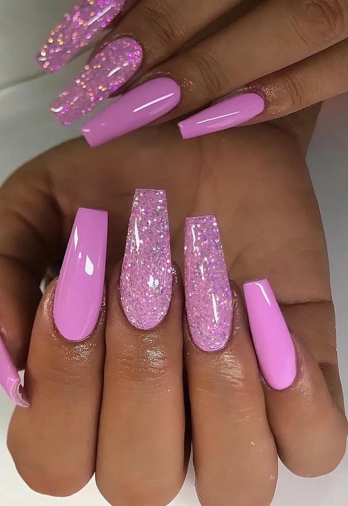mẫu nail kim tuyến tôn da