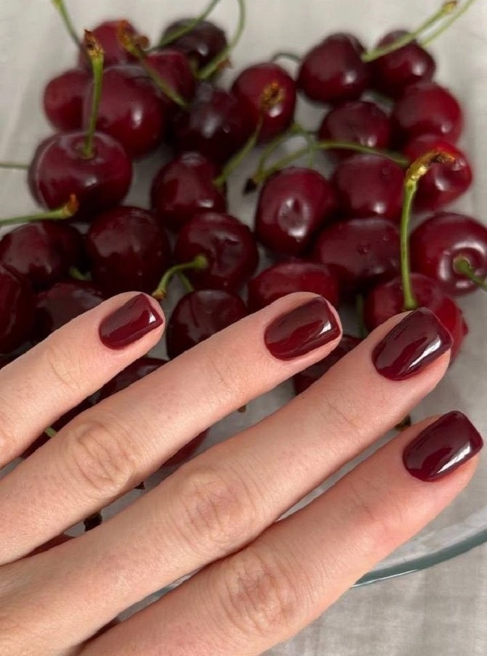 mẫu nail màu đỏ cherry đẹp