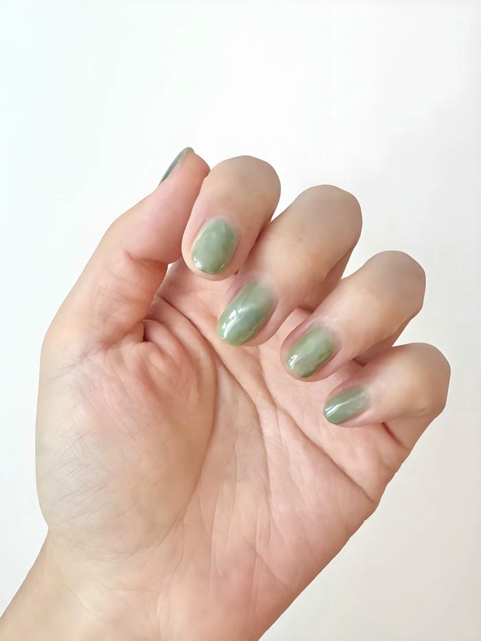 mẫu nail màu xanh ngọc đẹp