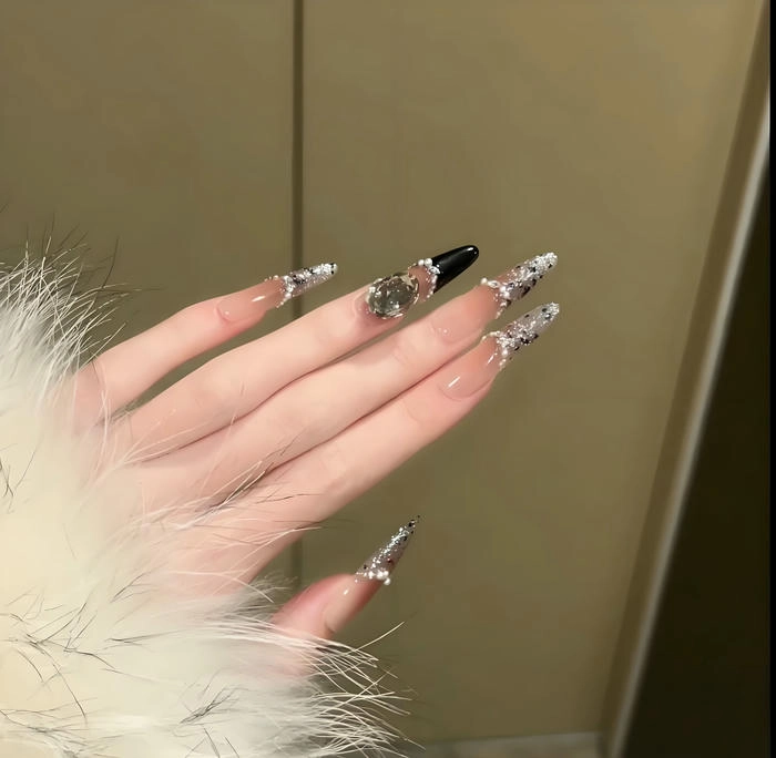 mẫu nail móng dài đẹp sang chảnh