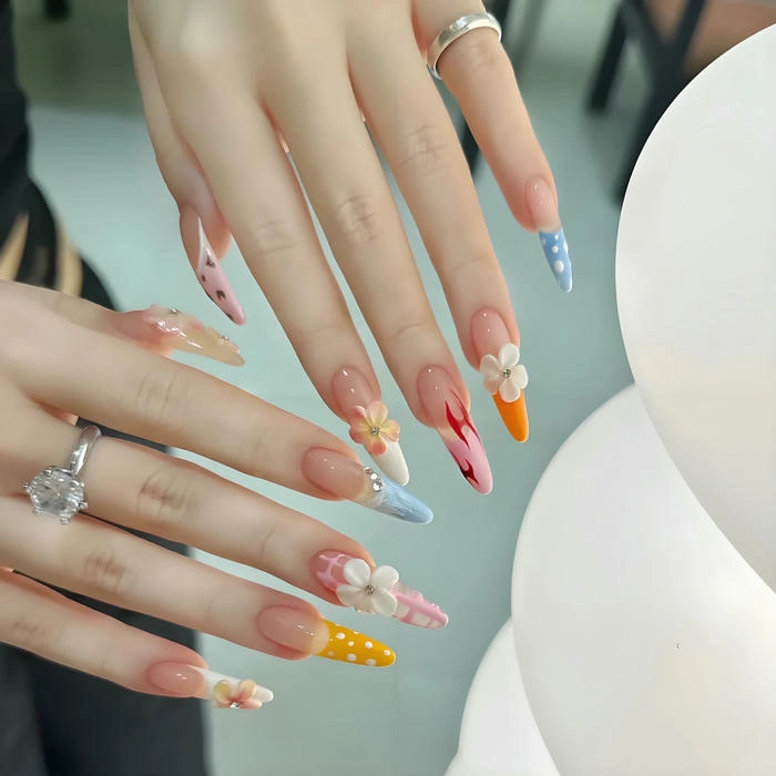 mẫu nail móng dài nặn hoa