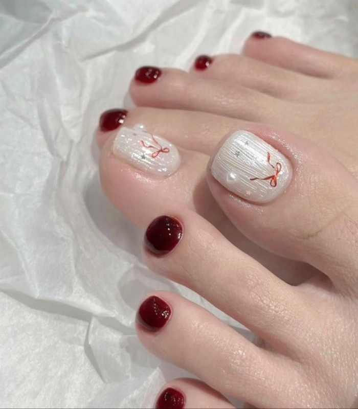mẫu nail noel đơn giản chân