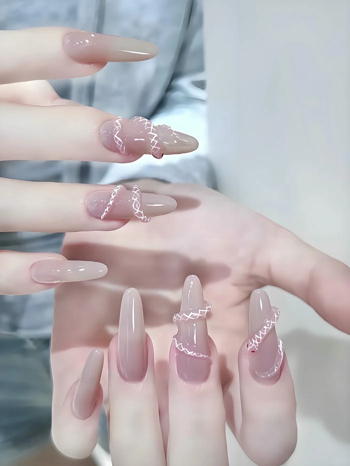 mẫu nail rắn dễ thương