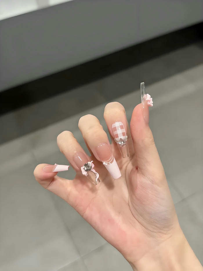 mẫu nail siêu dịu dàng móng tay dài