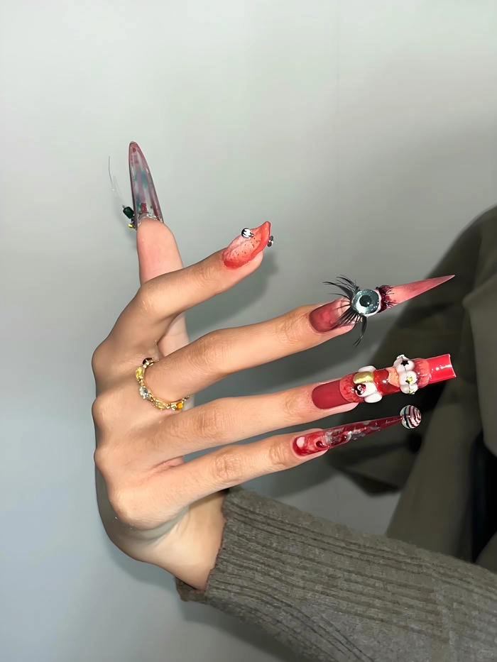 mẫu nail tay độc lạ đẹp