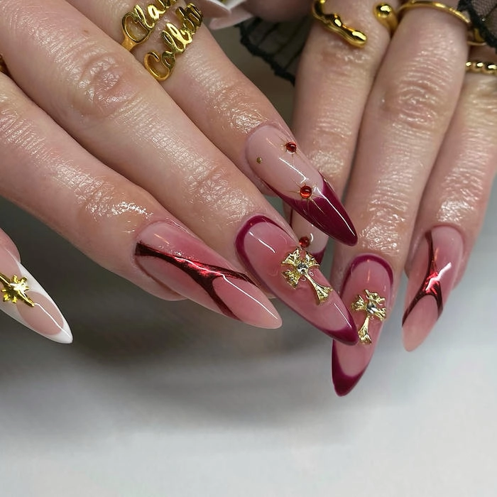 mẫu nail tay nhọn dài siêu đẹp