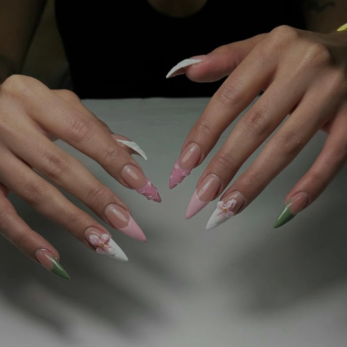 mẫu nail tay nhọn đẹp