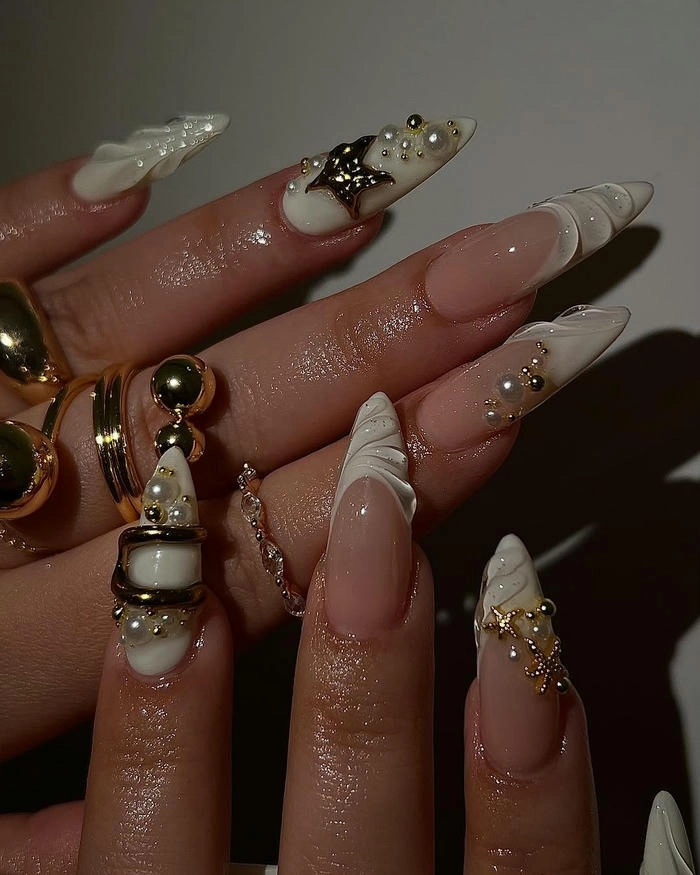 mẫu nail tay nhọn