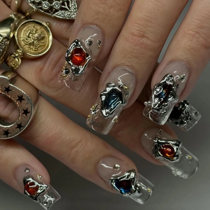 mẫu nail tay trong suốt sáng tạo