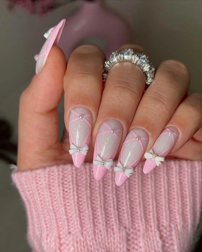 mẫu nail tròn nhọn tiểu thư