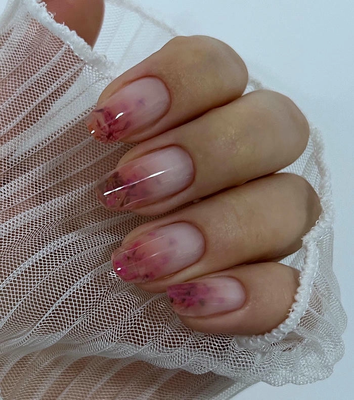 mẫu nail trong suốt đẹp