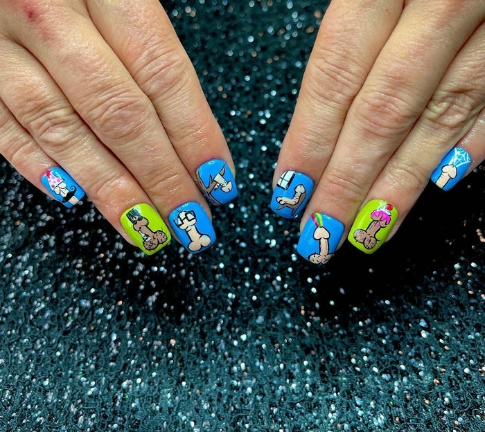 mẫu nail vẽ con ciu độc lạ