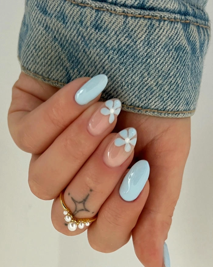 mẫu nail vẽ hoa đơn giản nhẹ nhàng