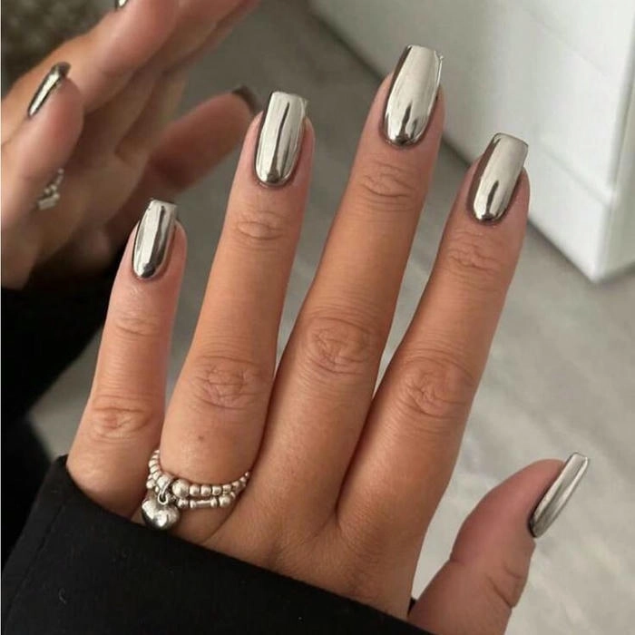 mẫu nail vuông tráng gương trơn