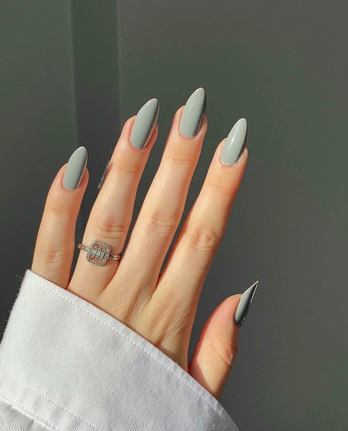 mẫu nail xám sơn trơn